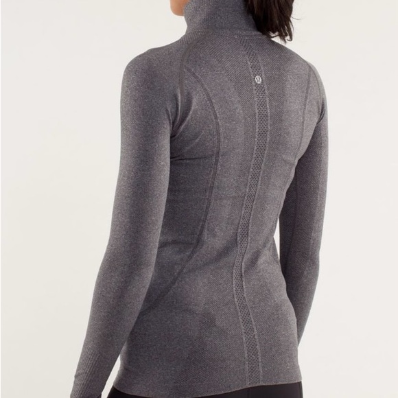 Lululemon Run Swiftly Tech 1/2 Zip Size 10,
Black - Picture 2 of 6